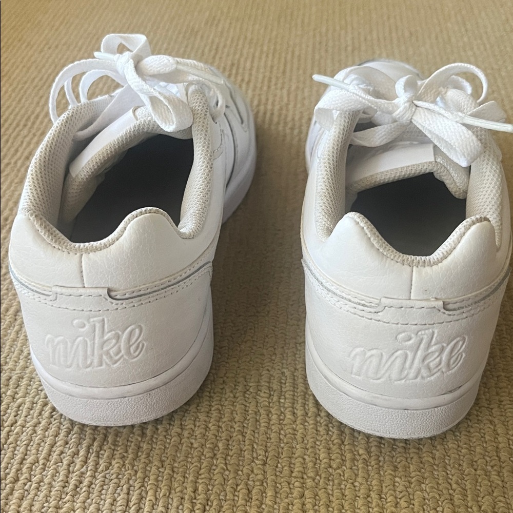 Nike White Leather Sneakers - Picture 4 of 7